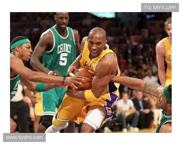 湖人对决凯尔特人：历史经典再度上演，谁能笑傲绿海紫军争锋战