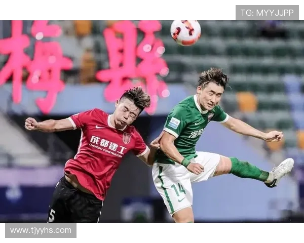 深圳篮球队与成都篮球队赛后分析:力量对决的精彩瞬间与战术探讨 深圳篮球队与成都篮球队赛后分析:力量对决的精彩瞬间与战术探讨