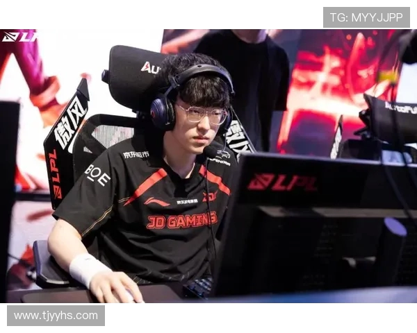 TES与IG巅峰对决精彩回顾 战术碰撞与个人英雄表现谁主沉浮