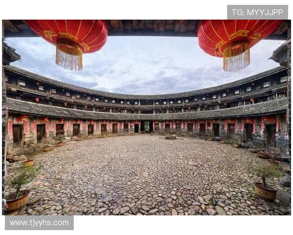 梅州客家文化深度探秘:传统风俗、语言特色与现代发展之融合